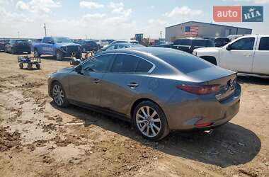 Седан Mazda 3 2023 в 