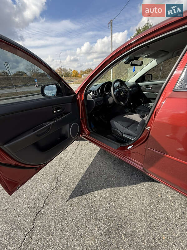 Седан Mazda 3 2009 в Полтаве