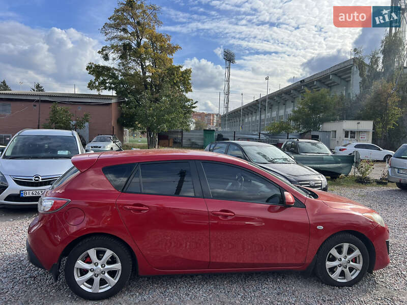 Хэтчбек Mazda 3 2010 в Полтаве