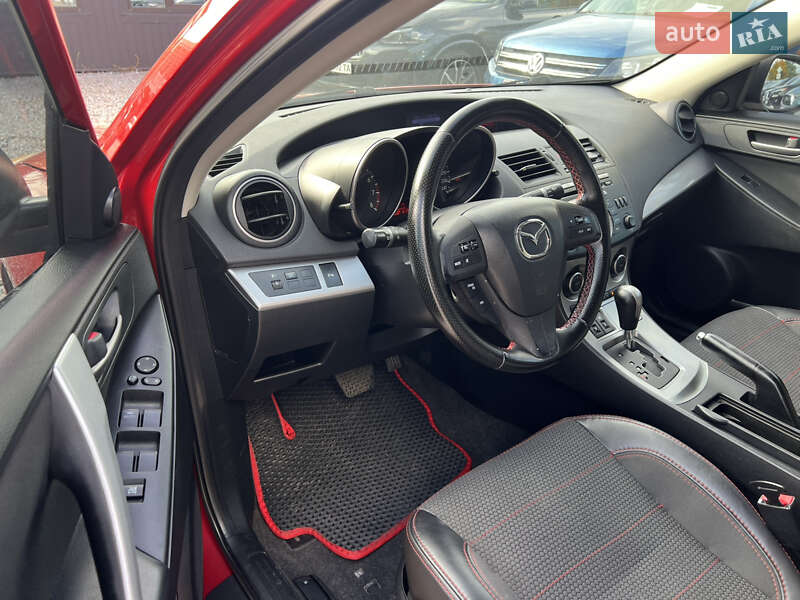Хэтчбек Mazda 3 2010 в Полтаве