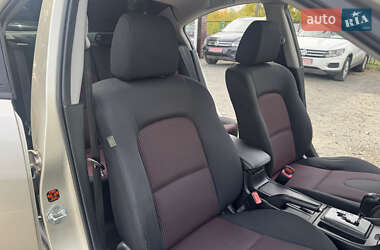 Седан Mazda 3 2006 в 