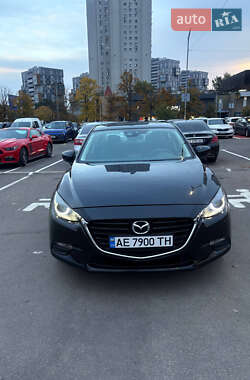 Седан Mazda 3 2018 в 