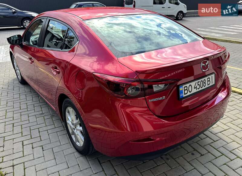 Седан Mazda 3 2016 в Львове