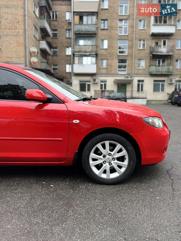 Седан Mazda 3 2008 в Киеве