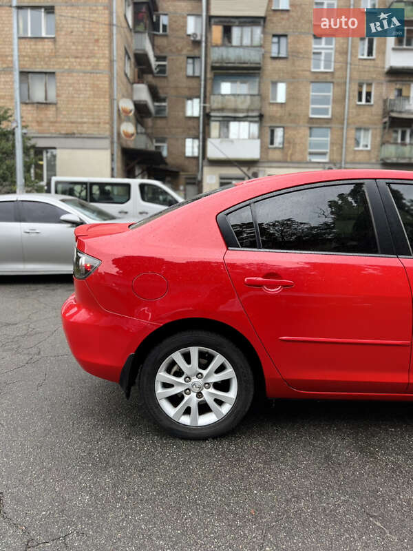 Седан Mazda 3 2008 в Киеве