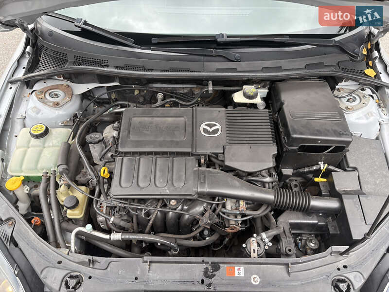 Хэтчбек Mazda 3 2006 в Днепре