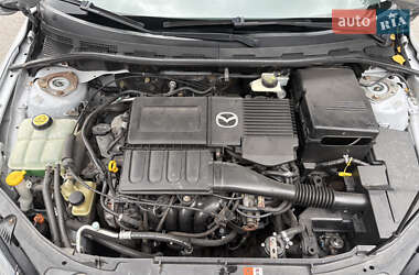 Хэтчбек Mazda 3 2006 в 