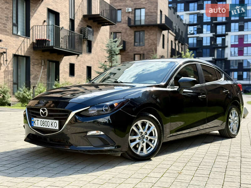 Седан Mazda 3 2013 в Ивано-Франковске