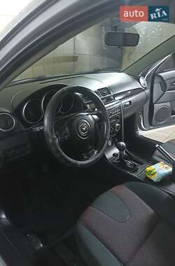 Хэтчбек Mazda 3 2005 в 