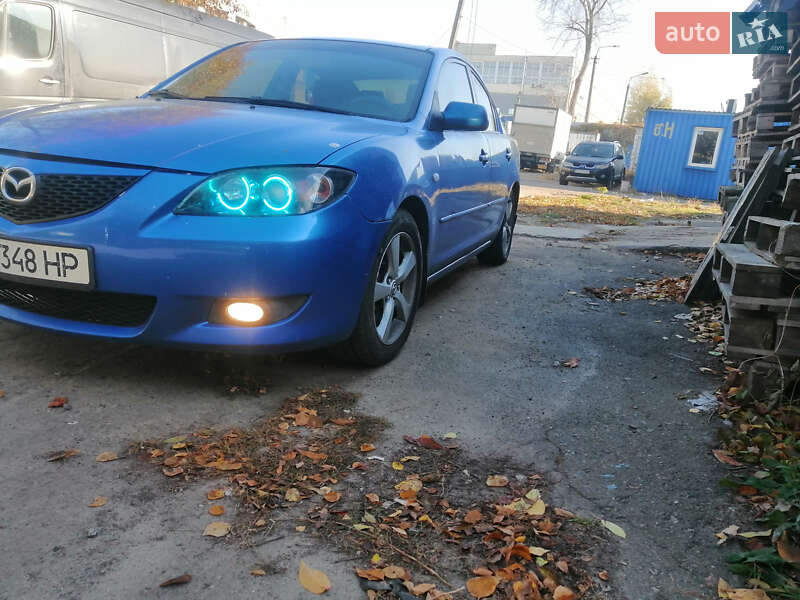 Седан Mazda 3 2004 в Василькові