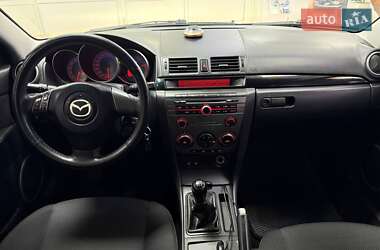 Седан Mazda 3 2007 в 