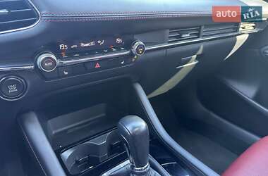 Седан Mazda 3 2023 в 
