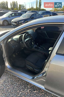 Седан Mazda 3 2009 в 