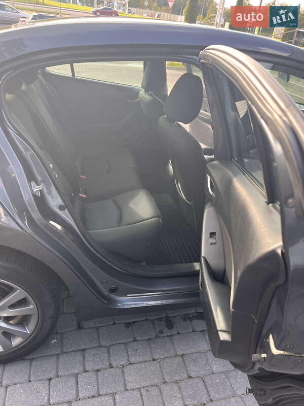 Седан Mazda 3 2014 в Львове фото 13 Седан Mazda 3 2014 в Львове