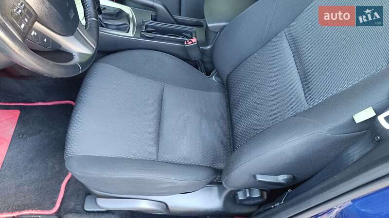 Хэтчбек Mazda 3 2009 в Житомире фото 10 Хэтчбек Mazda 3 2009 в Житомире