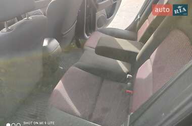 Хэтчбек Mazda 3 2006 в 