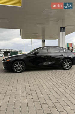 Седан Mazda 3 2019 в  фото 16 Седан Mazda 3 2019 в