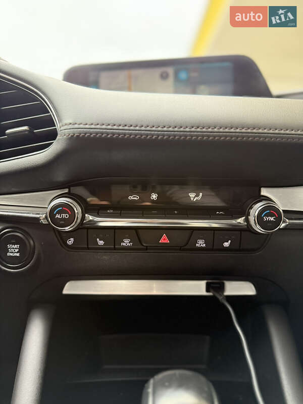 Седан Mazda 3 2019 в Киеве фото 34 Седан Mazda 3 2019 в Киеве