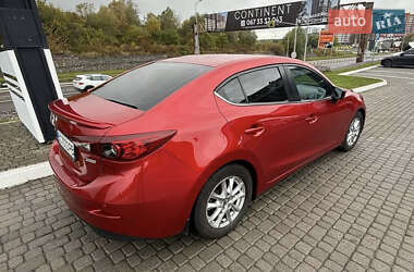 Седан Mazda 3 2017 в 