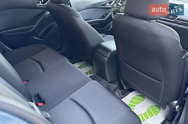 Седан Mazda 3 2014 в 