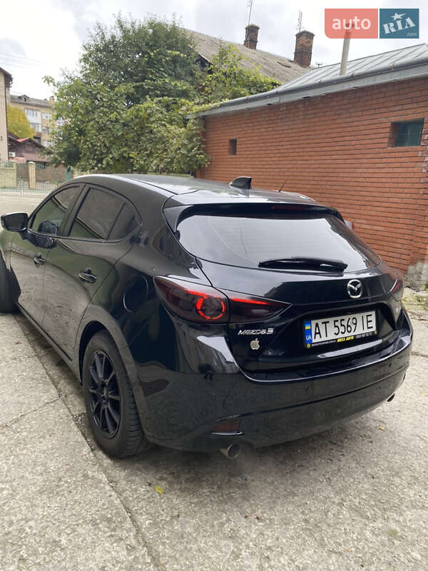 Хэтчбек Mazda 3 2014 в Ивано-Франковске