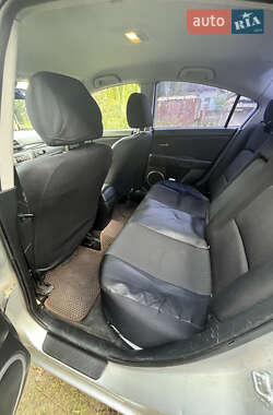 Седан Mazda 3 2007 в 