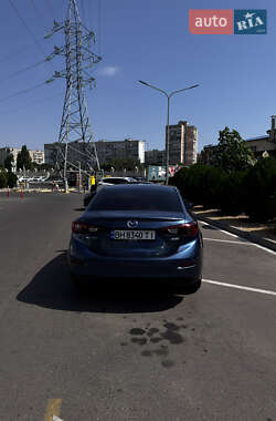 Седан Mazda 3 2016 в 
