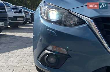 Седан Mazda 3 2014 в 