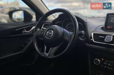 Седан Mazda 3 2014 в 