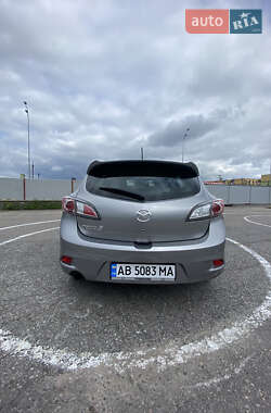 Хэтчбек Mazda 3 2012 в 