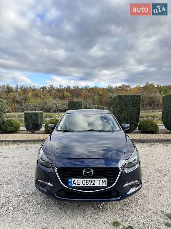 Седан Mazda 3 2017 в Дніпрі фото 2 Седан Mazda 3 2017 в Дніпрі