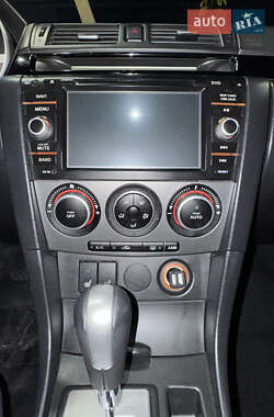 Седан Mazda 3 2007 в 