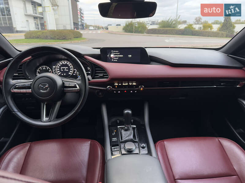 Хэтчбек Mazda 3 2020 в Киеве