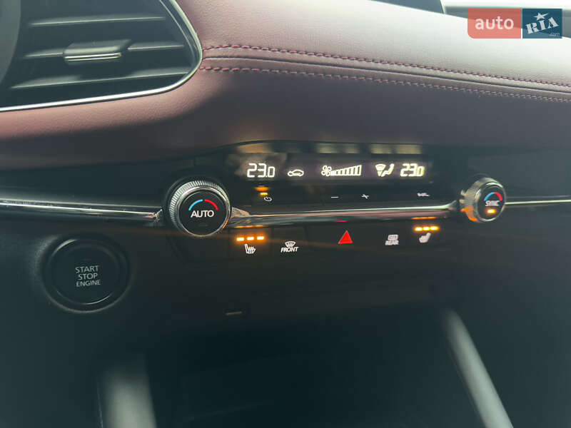 Хэтчбек Mazda 3 2020 в Киеве