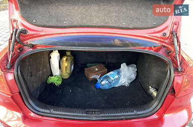 Седан Mazda 3 2004 в 