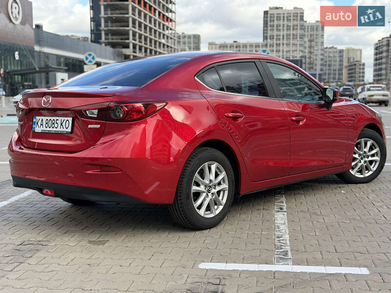 Седан Mazda 3 2017 в Києві