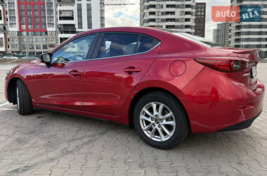 Седан Mazda 3 2017 в 