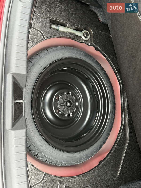 Седан Mazda 3 2017 в Києві