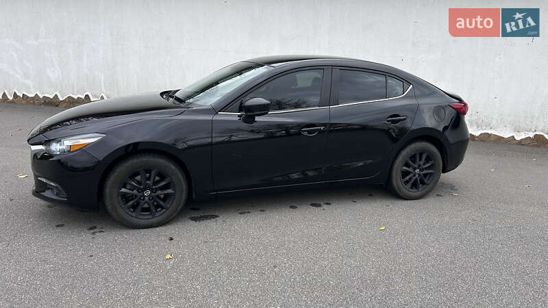 Седан Mazda 3 2017 в Харкові