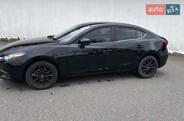 Седан Mazda 3 2017 в 