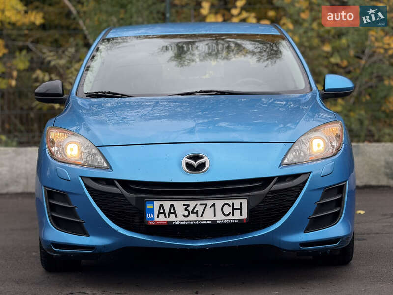 Хэтчбек Mazda 3 2010 в Киеве