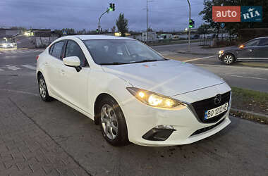 Седан Mazda 3 2015 в 
