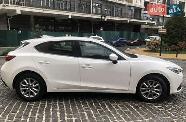Хэтчбек Mazda 3 2014 в 