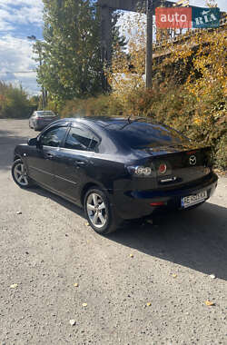Седан Mazda 3 2006 в 