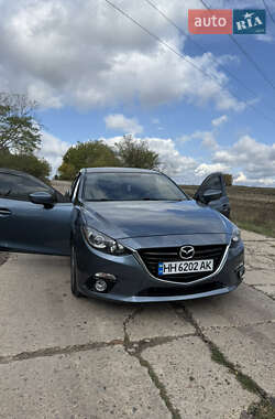 Седан Mazda 3 2016 в 