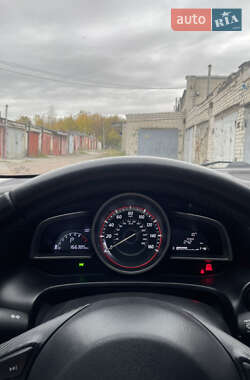 Седан Mazda 3 2015 в 