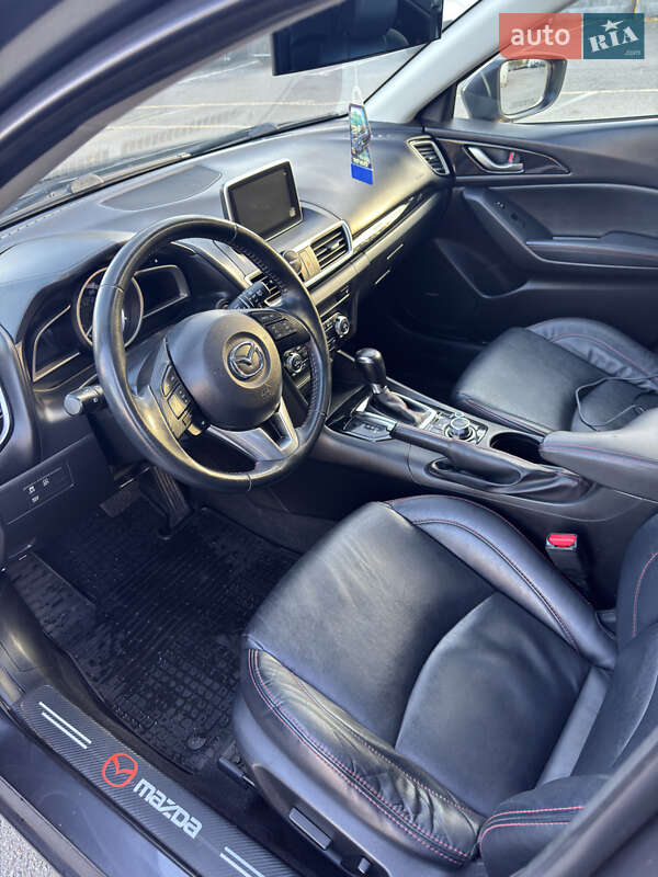 Хэтчбек Mazda 3 2014 в Киеве