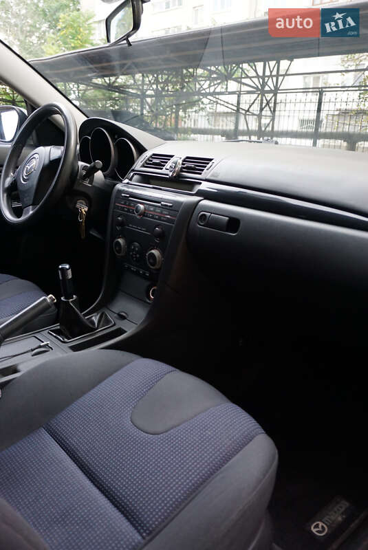 Хетчбек Mazda 3 2005 в Одесі фото 11 Хетчбек Mazda 3 2005 в Одесі
