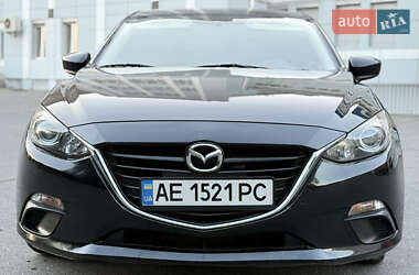 Седан Mazda 3 2016 в 