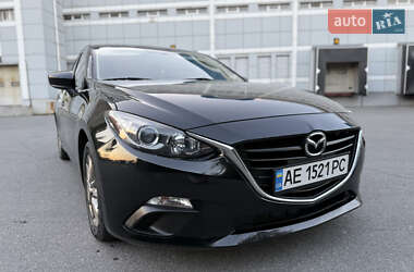 Седан Mazda 3 2016 в 